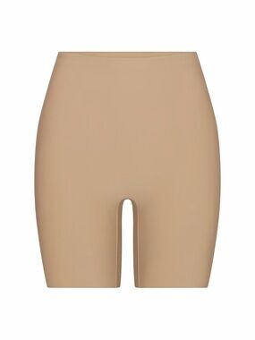 ❌SOLD SKIMS Clay Butt Enhancing Padded Short Size Medium